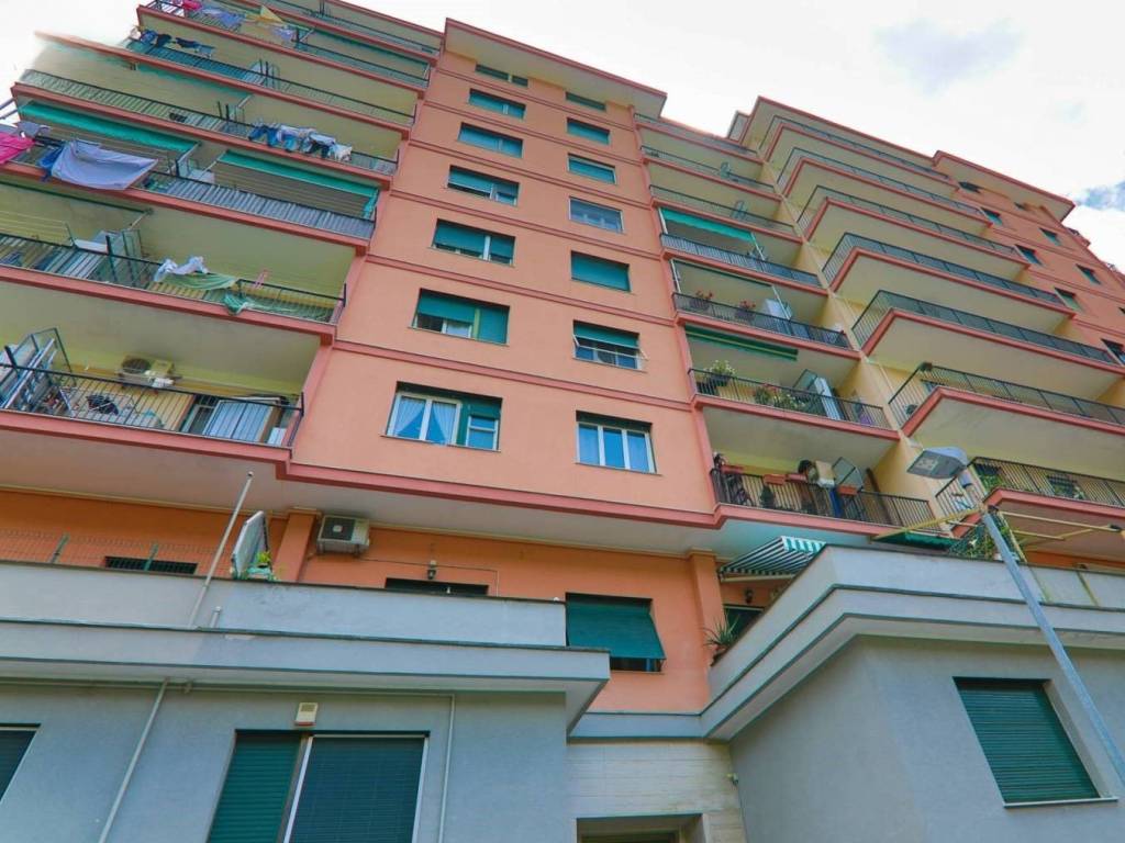 appartamento in vendita a Genova in zona Quezzi
