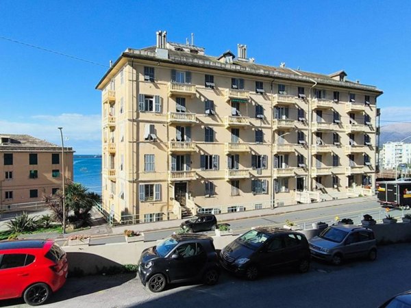 appartamento in vendita a Genova in zona Pegli