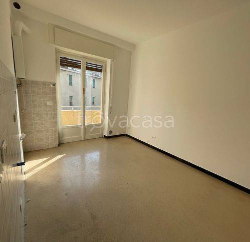 appartamento in vendita a Genova in zona Rivarolo