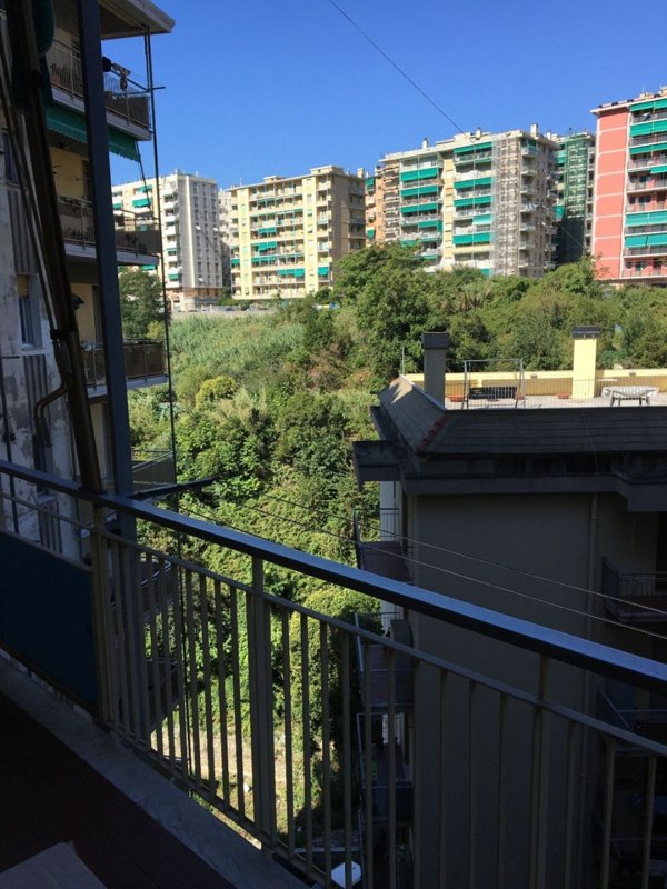 appartamento in vendita a Genova in zona Marassi