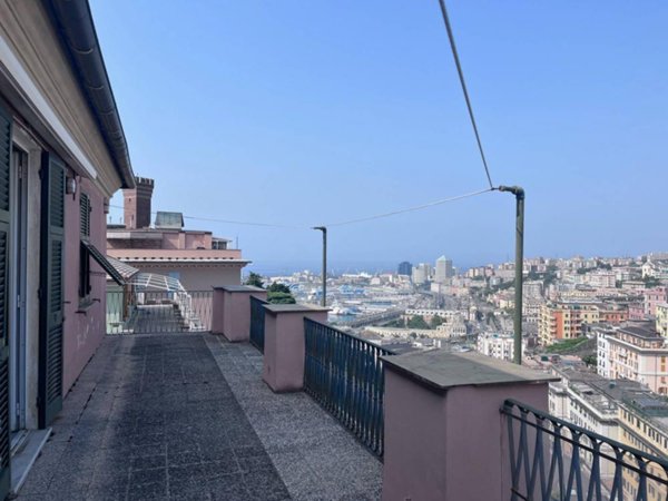 appartamento in vendita a Genova in zona Oregina