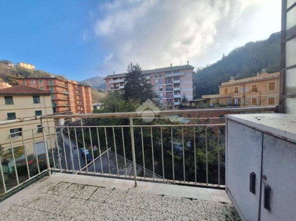 appartamento in vendita a Genova in zona Bolzaneto