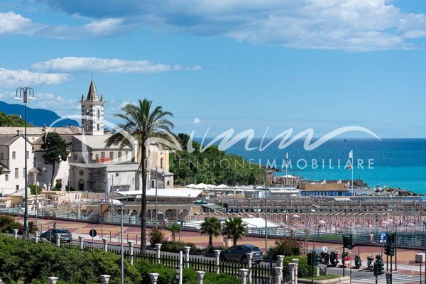 appartamento in vendita a Genova in zona Albaro