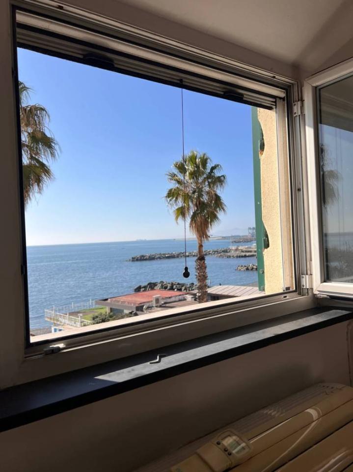 appartamento in vendita a Genova in zona Pegli