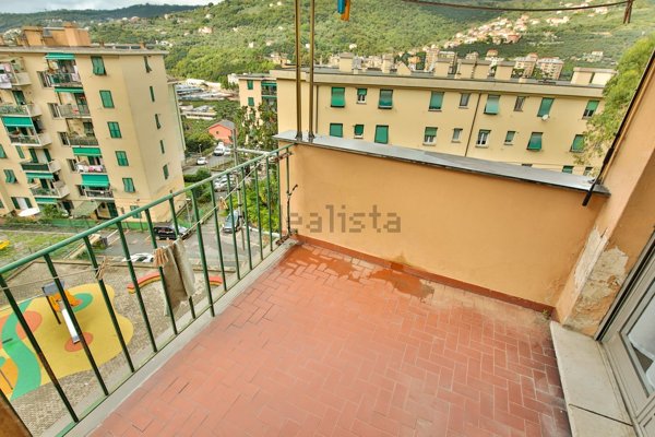 appartamento in vendita a Genova in zona Molassana
