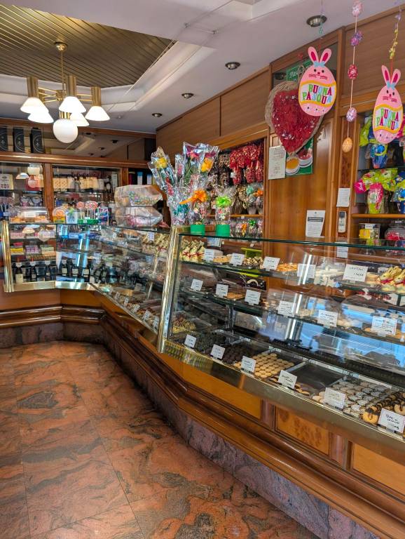 negozio in vendita a Genova in zona San Fruttuoso