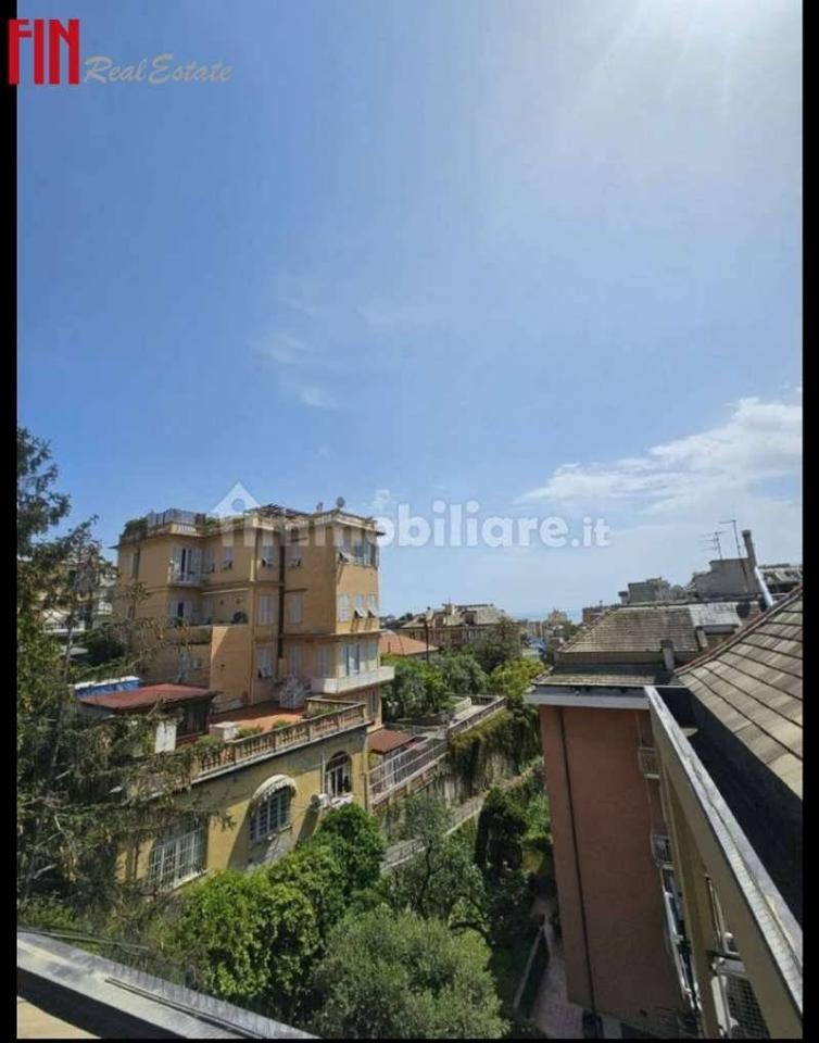 appartamento in vendita a Genova in zona Albaro