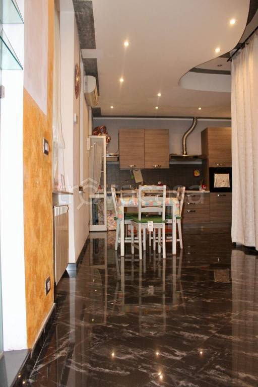 appartamento in vendita a Genova in zona Marassi