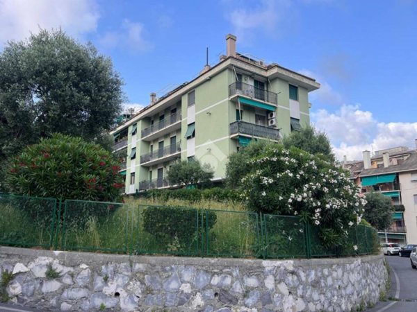 appartamento in vendita a Genova in zona Quezzi