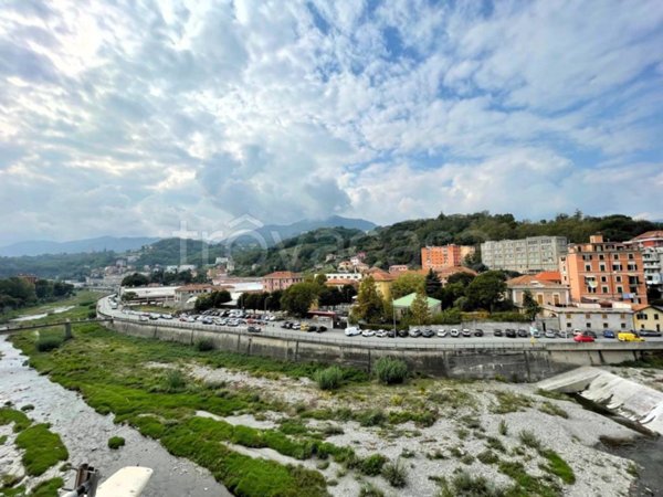 appartamento in vendita a Genova in zona Pontedecimo