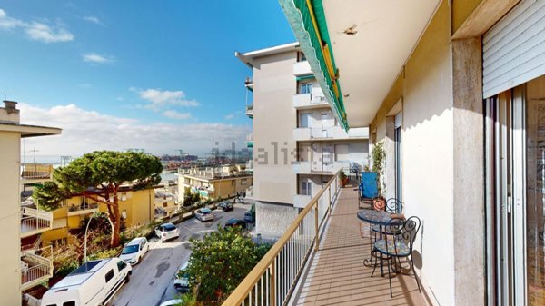 appartamento in vendita a Genova in zona Pegli