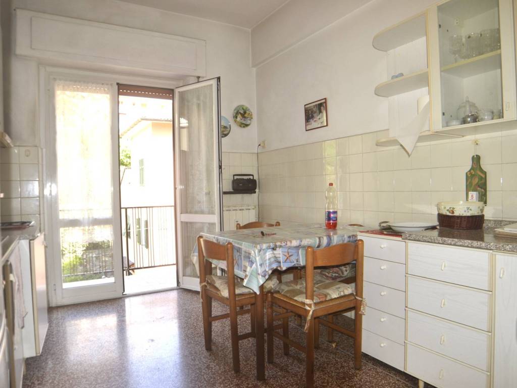 appartamento in vendita a Genova in zona Quezzi