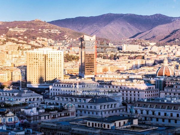 appartamento in vendita a Genova in zona Carignano
