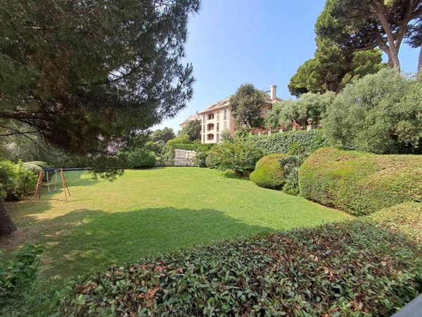 casa indipendente in vendita a Genova in zona Albaro