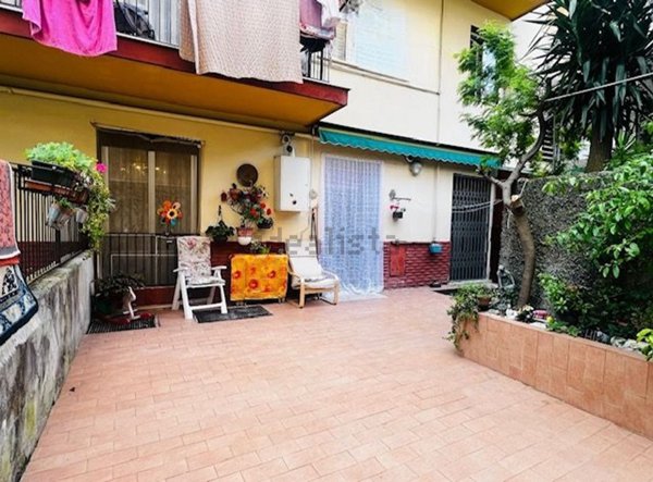 appartamento in vendita a Genova in zona Quezzi