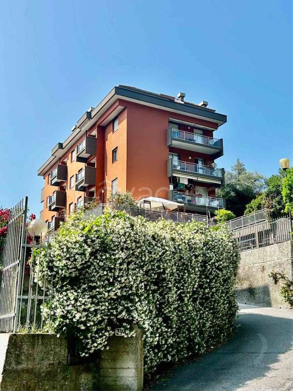 appartamento in vendita a Genova in zona San Gottardo/Sant'Eusebio