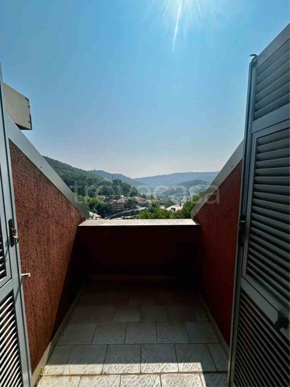 appartamento in vendita a Genova in zona San Gottardo/Sant'Eusebio