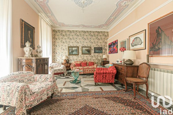 appartamento in vendita a Genova in zona Foce