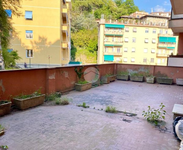 appartamento in vendita a Genova in zona Castelletto
