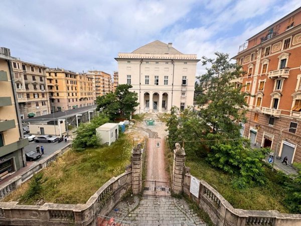 appartamento in vendita a Genova in zona Sampierdarena