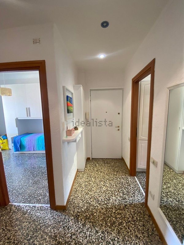 appartamento in vendita a Genova in zona Sestri Ponente