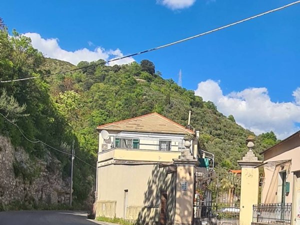 appartamento in vendita a Genova in zona San Martino