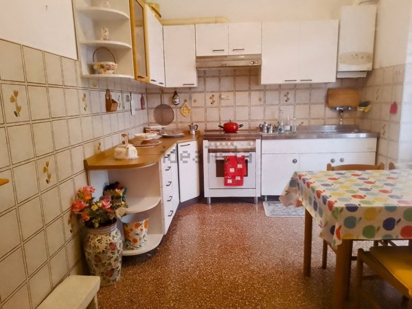 appartamento in vendita a Genova in zona Palmaro / Pra'