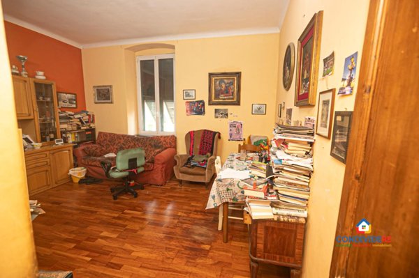 appartamento in vendita a Genova in zona Marassi