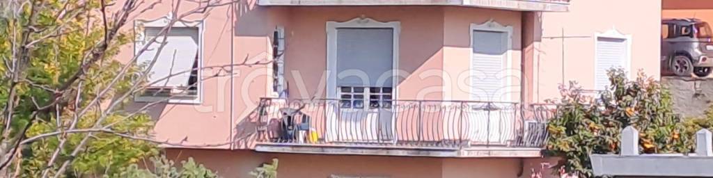appartamento in vendita a Genova in zona Rivarolo
