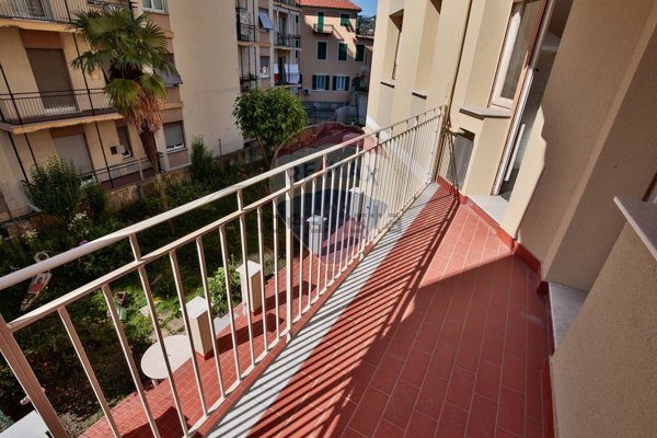 appartamento in vendita a Genova in zona Pontedecimo