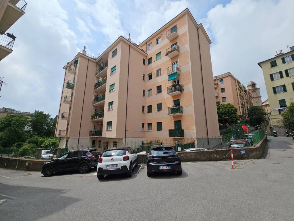appartamento in vendita a Genova