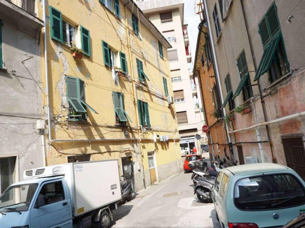 appartamento in vendita a Genova in zona Quezzi