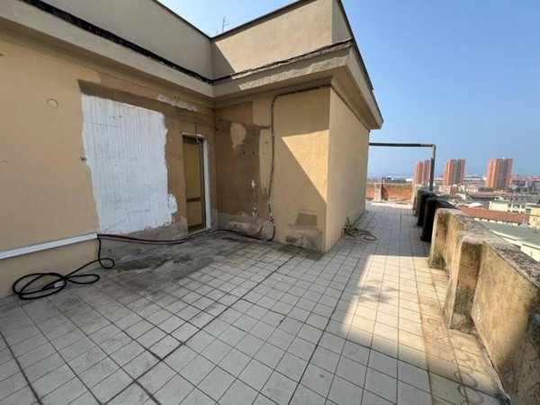 appartamento in vendita a Genova in zona Sampierdarena