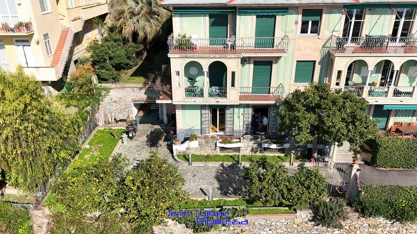appartamento in vendita a Genova in zona Nervi
