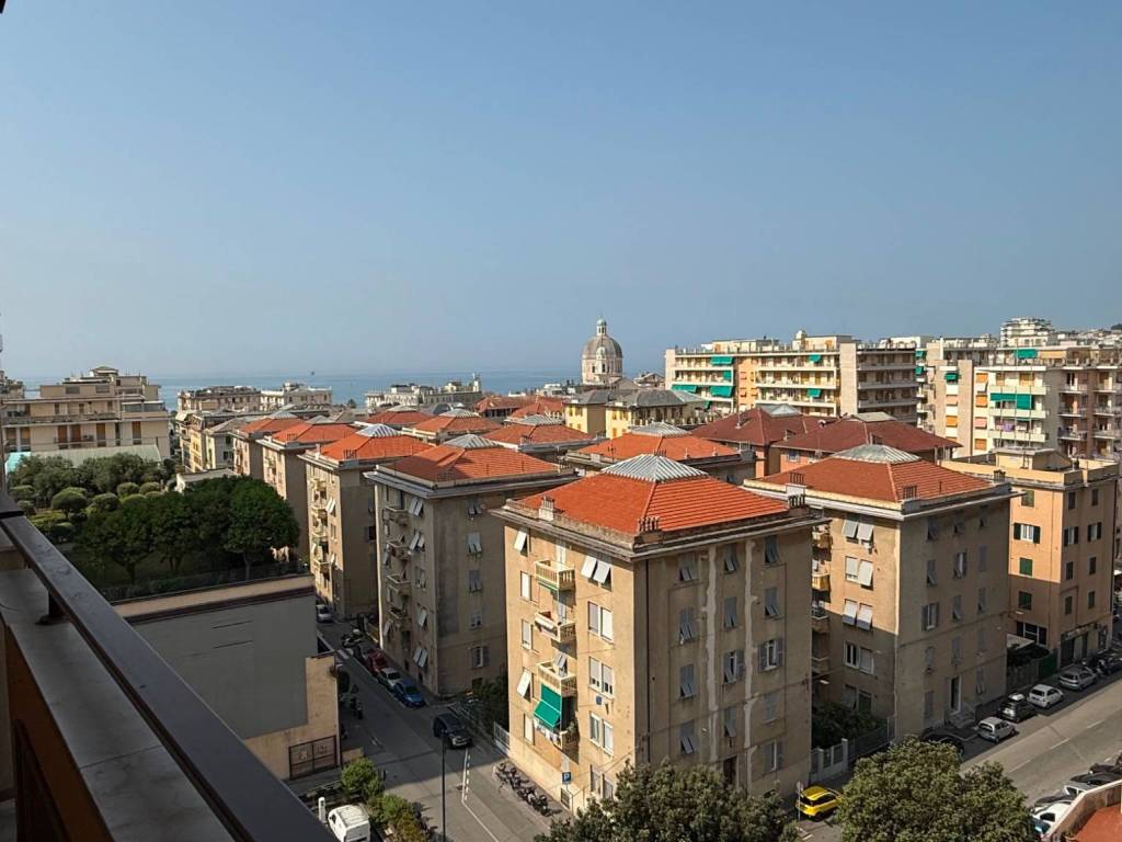 appartamento in vendita a Genova in zona Pegli