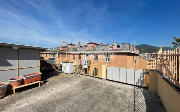 appartamento in vendita a Genova in zona Sampierdarena