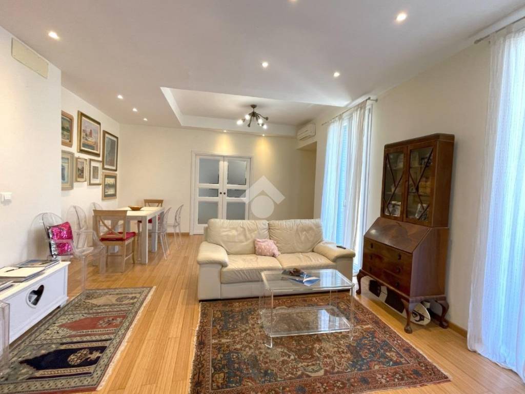 appartamento in vendita a Genova in zona DiNegro