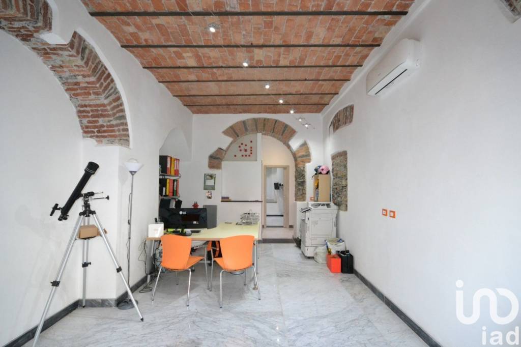ufficio in vendita a Genova in zona DiNegro