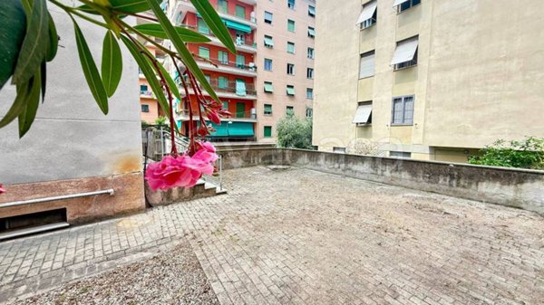 appartamento in vendita a Genova in zona Sampierdarena