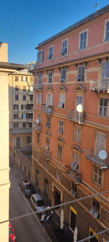 appartamento in vendita a Genova in zona Sampierdarena