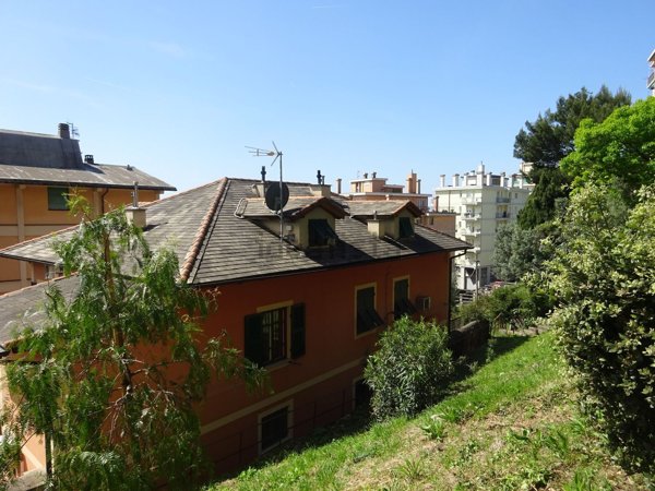 appartamento in vendita a Genova in zona Oregina