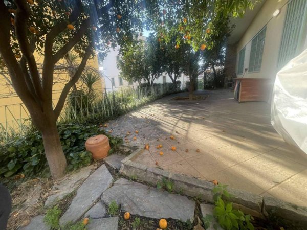 appartamento in vendita a Genova in zona Nervi