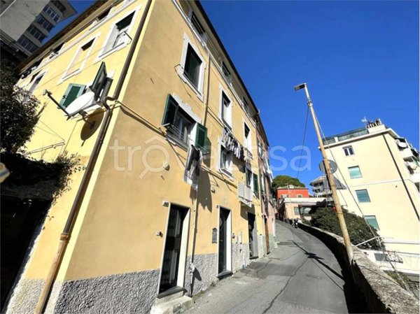 appartamento in vendita a Genova in zona Sturla