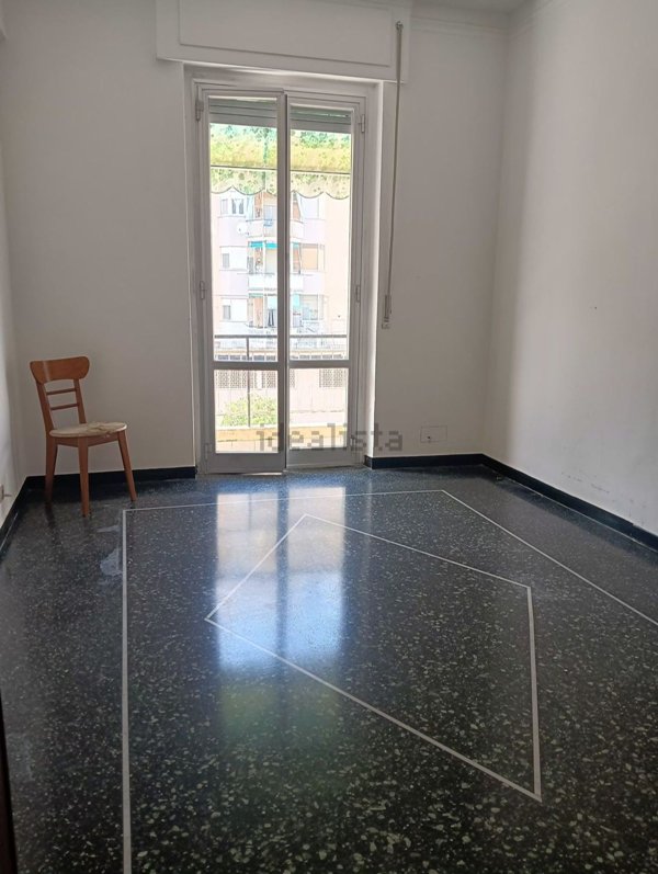 appartamento in vendita a Genova in zona Molassana