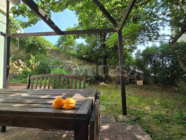 appartamento in vendita a Genova in zona Quezzi