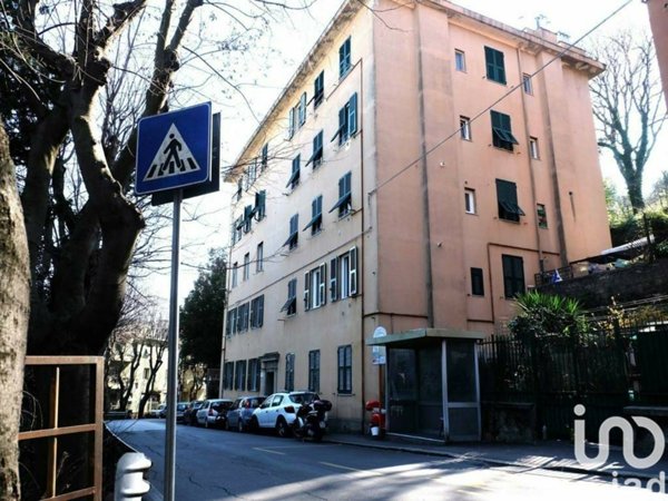appartamento in vendita a Genova in zona Quezzi