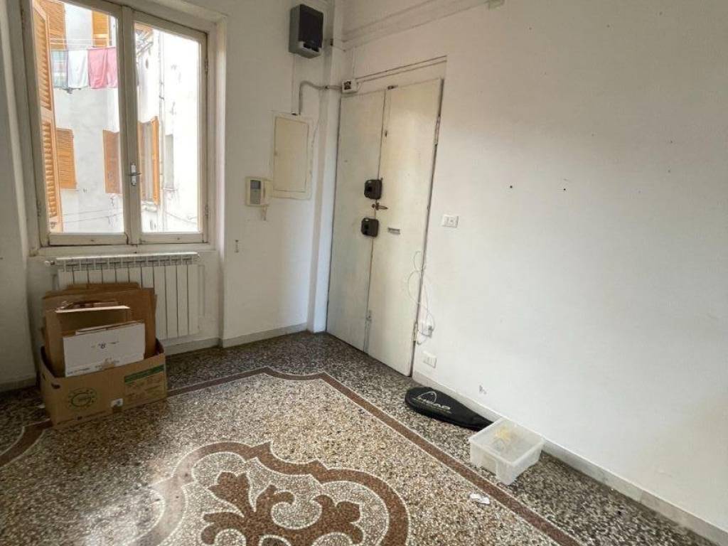 appartamento in vendita a Genova in zona Marassi