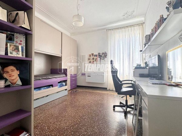 appartamento in vendita a Genova in zona Sestri Ponente