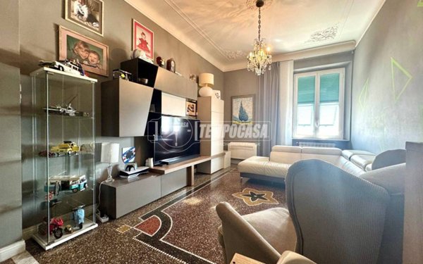 appartamento in vendita a Genova in zona Sestri Ponente