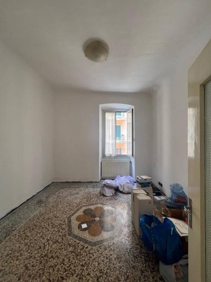 appartamento in vendita a Genova in zona Foce
